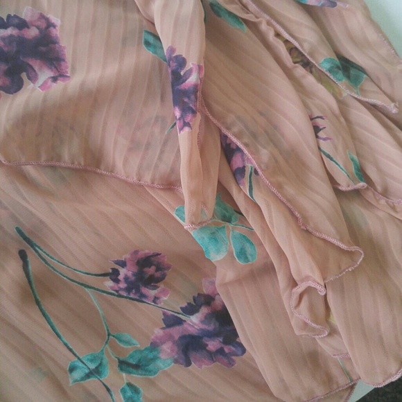 🎉HP Gorgeous mauve floral kimono - Picture 4 of 4